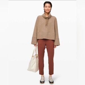 Lululemon On the Fly 7/8 PantRustic Clay size 12